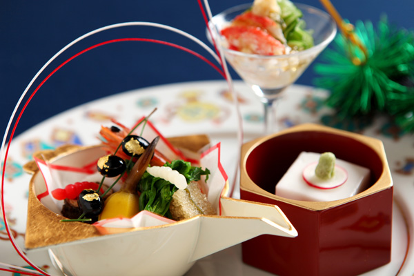 祝肴(蟹酢、紅白なます、鰻八幡巻き、子持ち昆布、白胡麻豆腐 他)