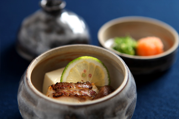 蒸し物(徳利蒸し 天然鯛)